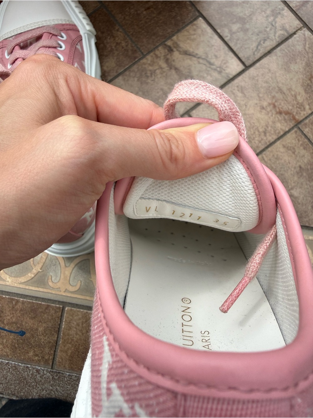 Louis Vuitton Pink Monogram Canvas Low-Top Sneaker (Pink & White) - Picture 5 of 10